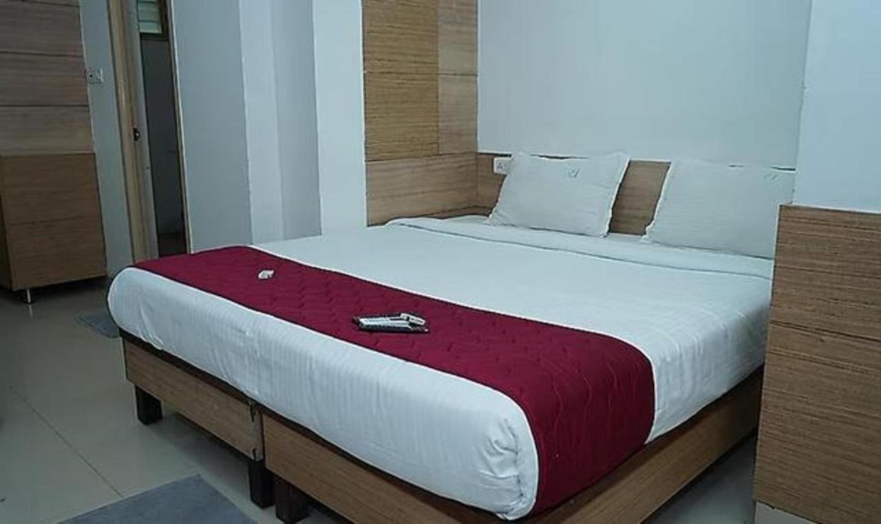 Hotel Fabexpress I5 Boutique Chennai Exterior foto